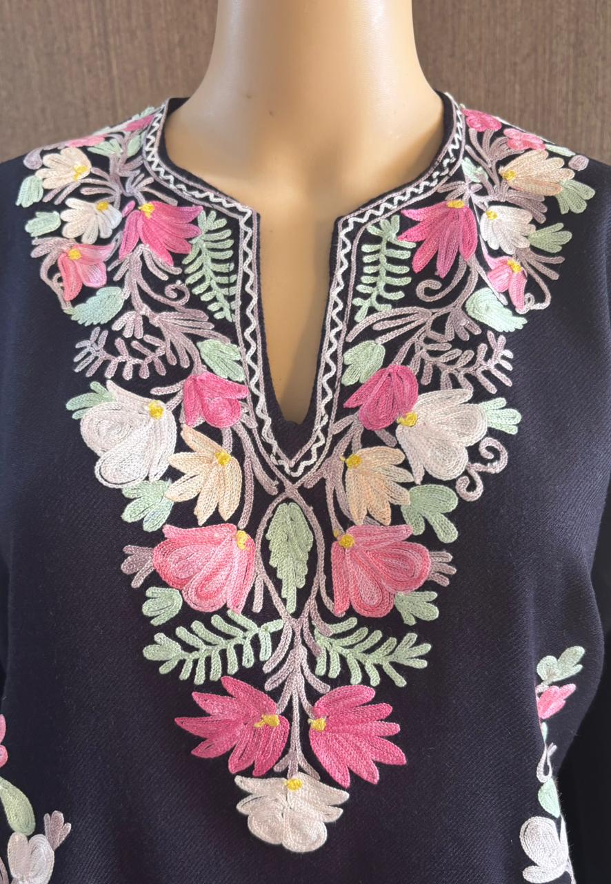 Black Pheran with Flower Aari Embroidery - Image 2