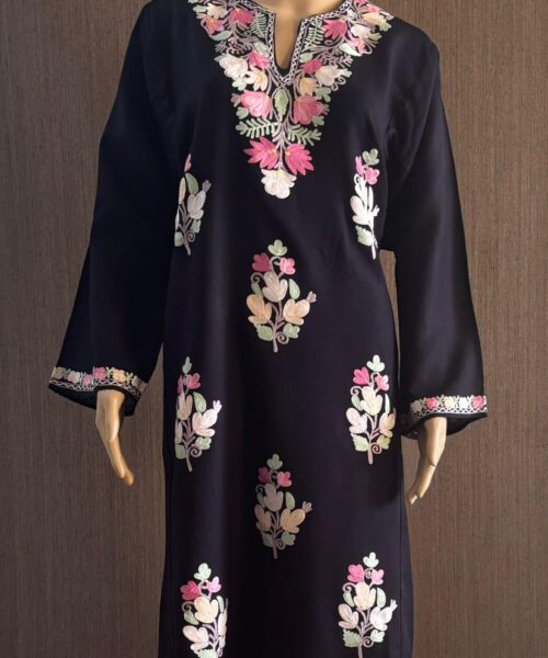 Black Pheran with Flower Aari Embroidery